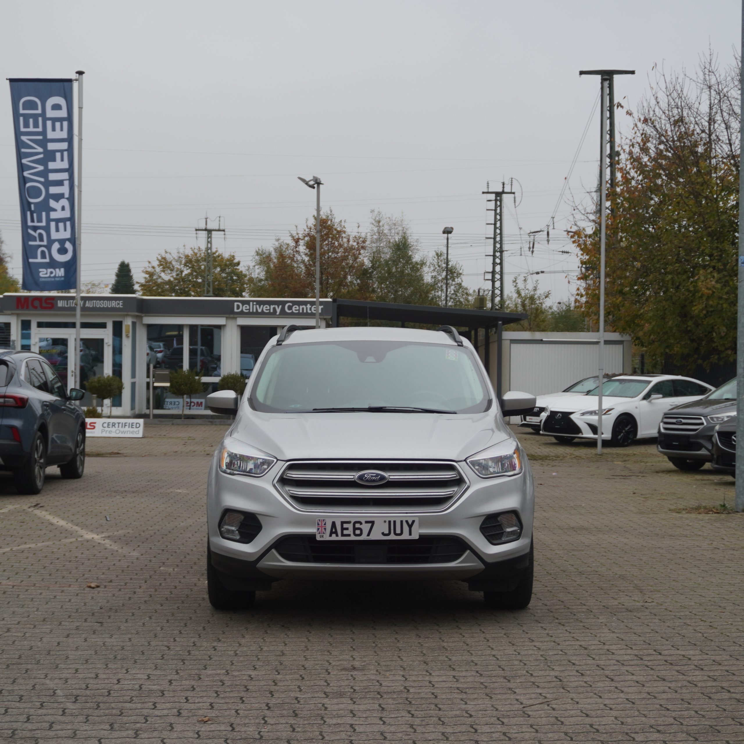 
								2018 Ford Escape SE full									