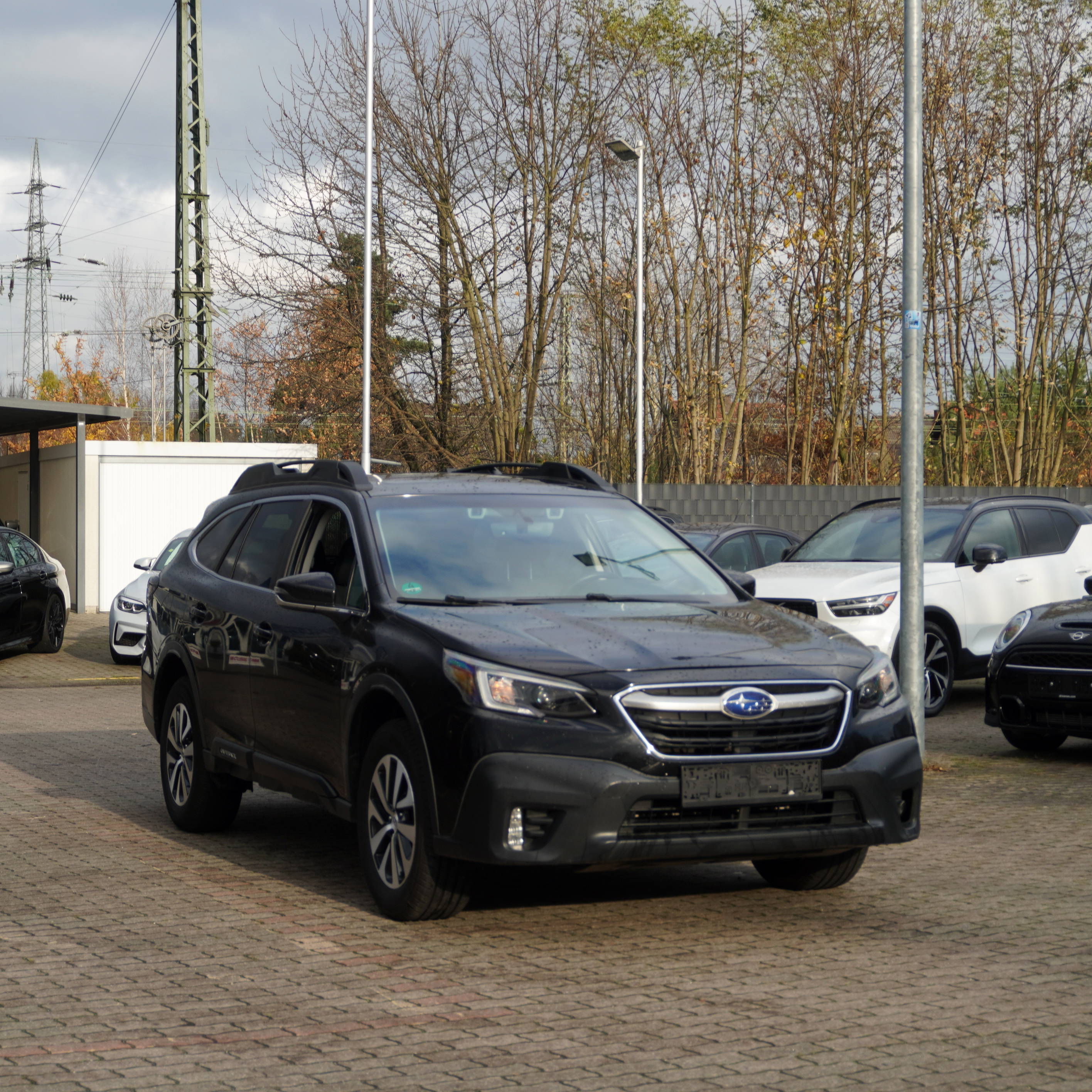 
								2020 Subaru Outback Premium full									