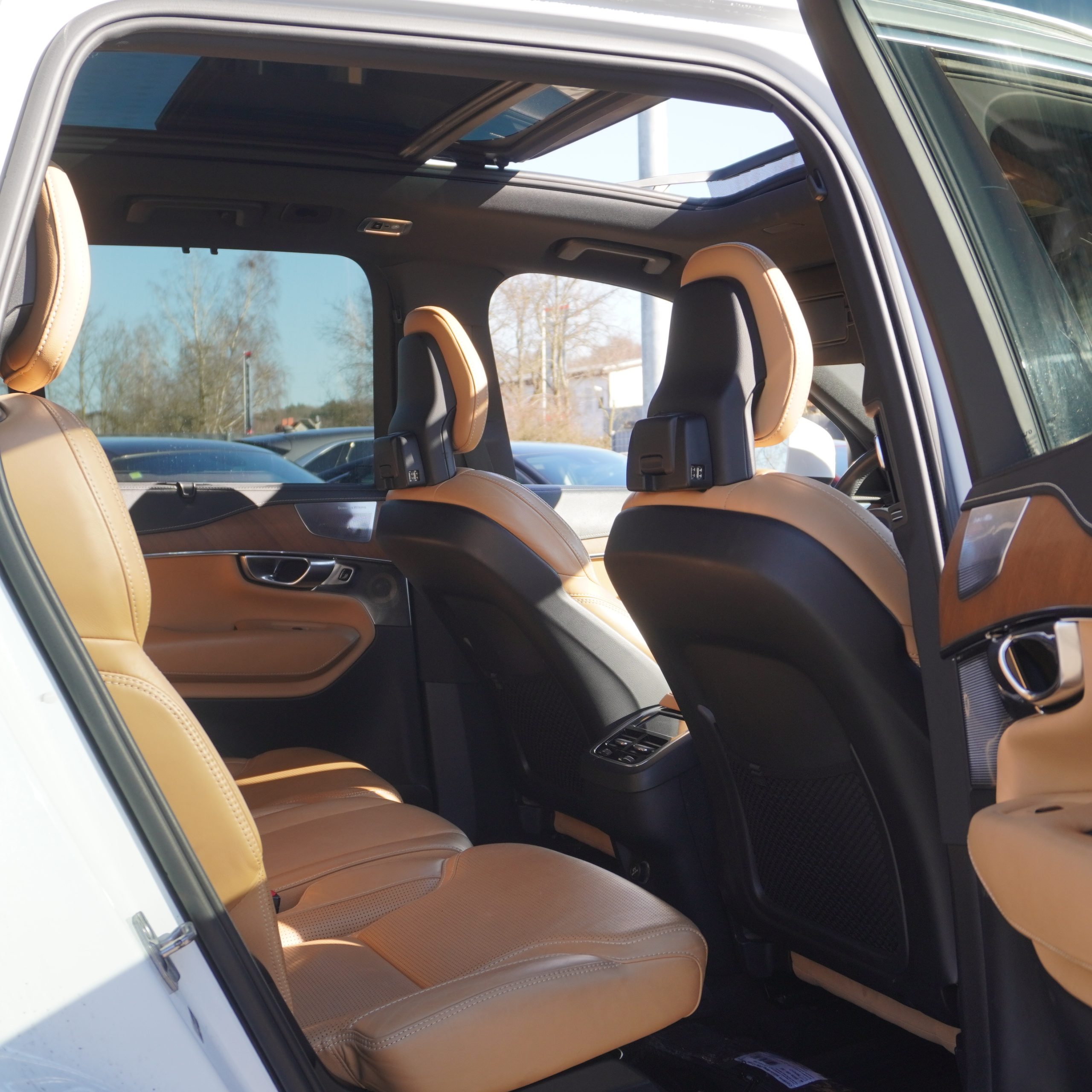 
								2018 Volvo XC90 full									