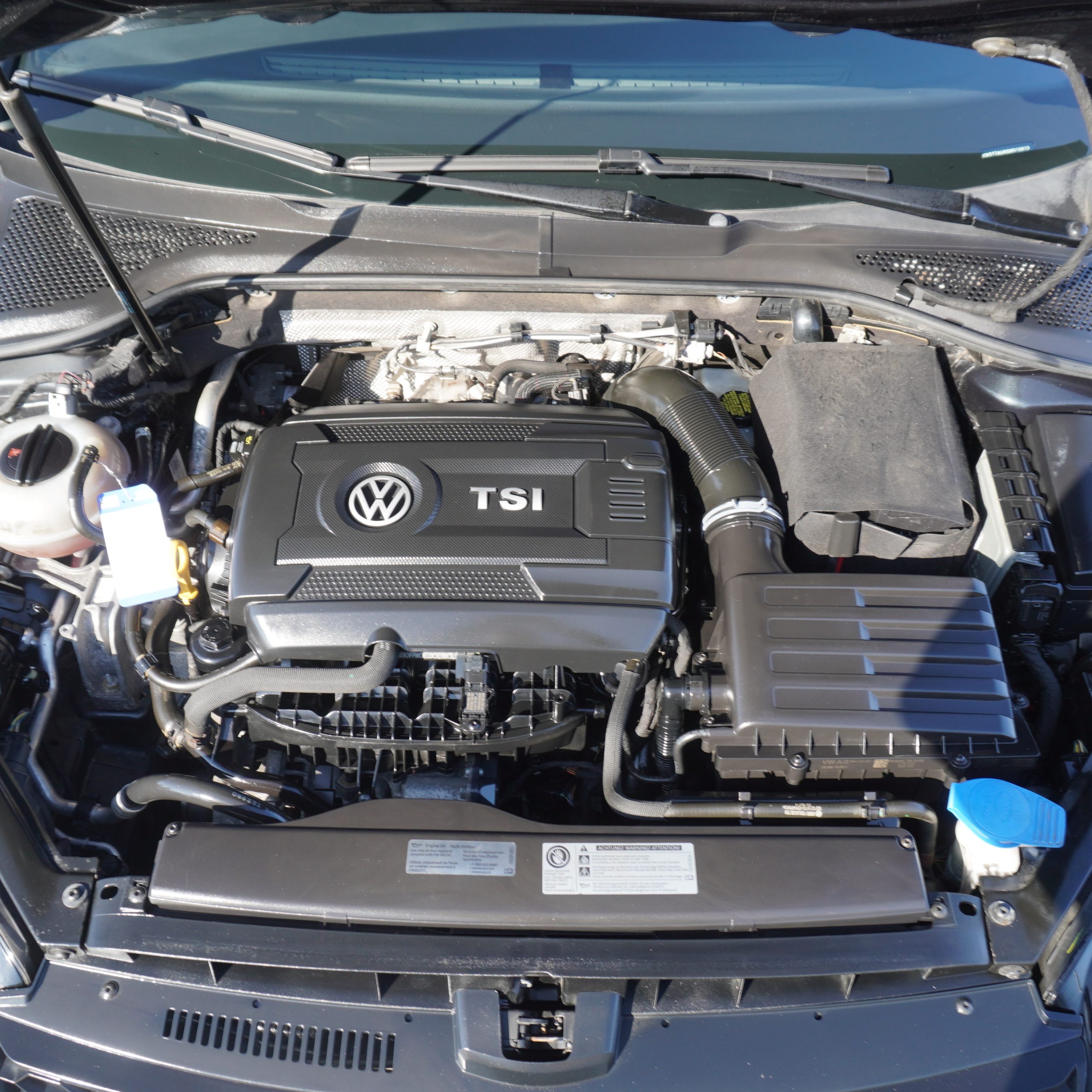 
								2016 Volkswagen GTI SE  full									