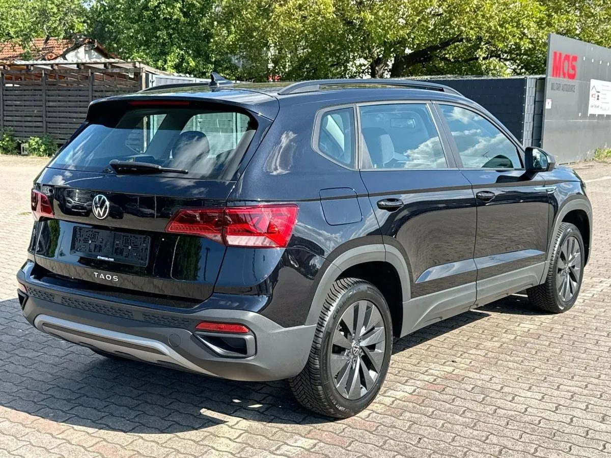 
								2022 Volkswagen Taos S full									