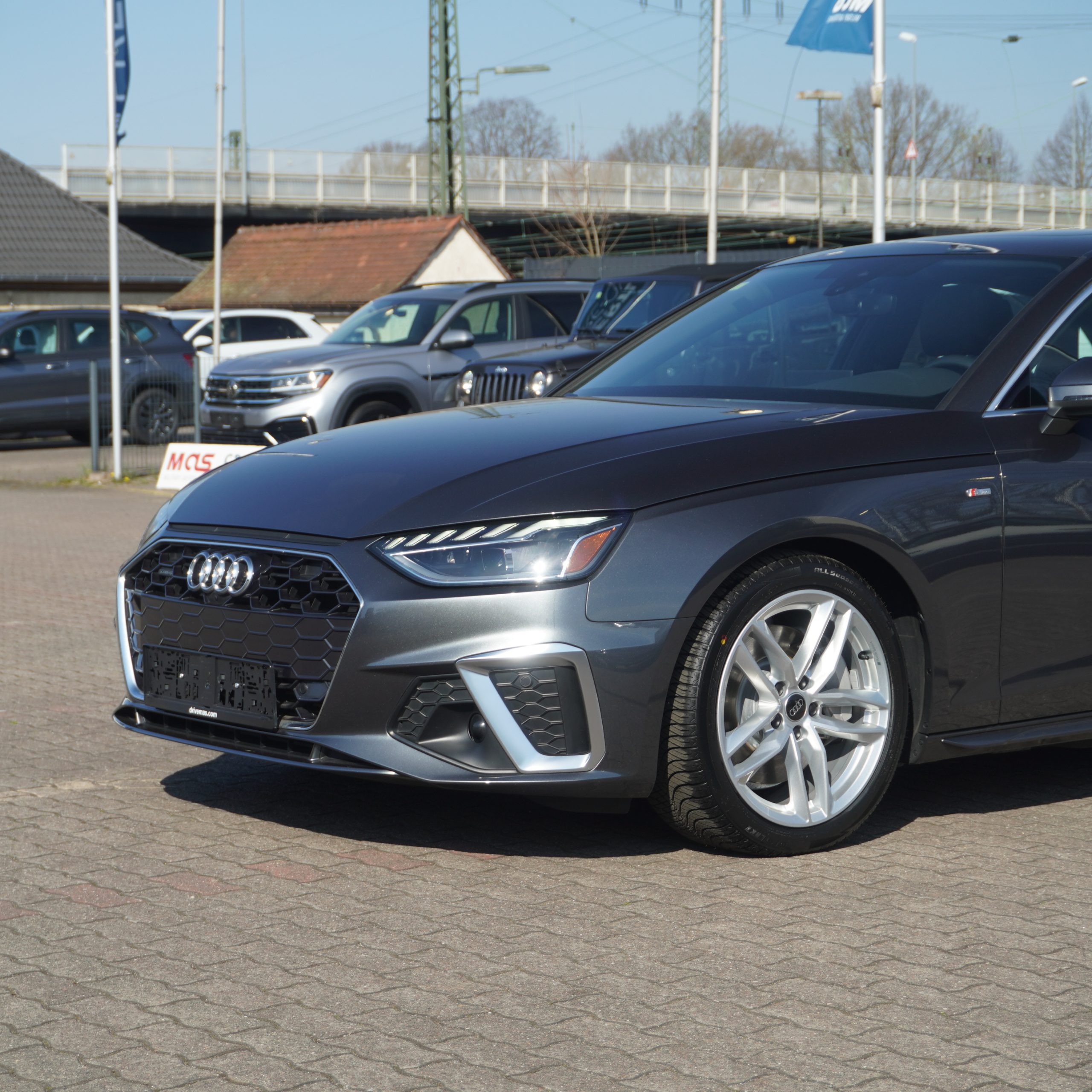 
								2022 Audi A4 S line Premium Plus 45 full									