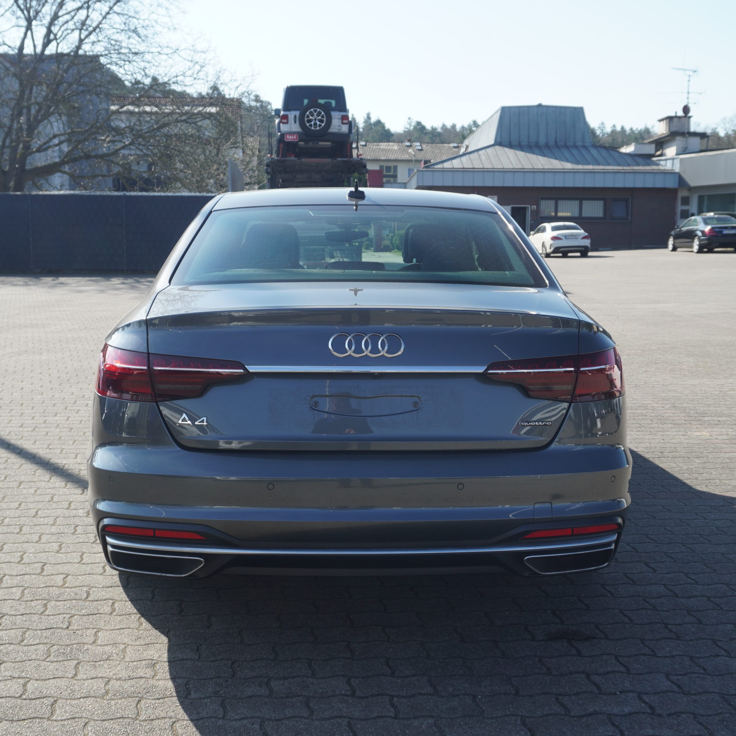 
								2022 Audi A4 S line Premium Plus 45 full									