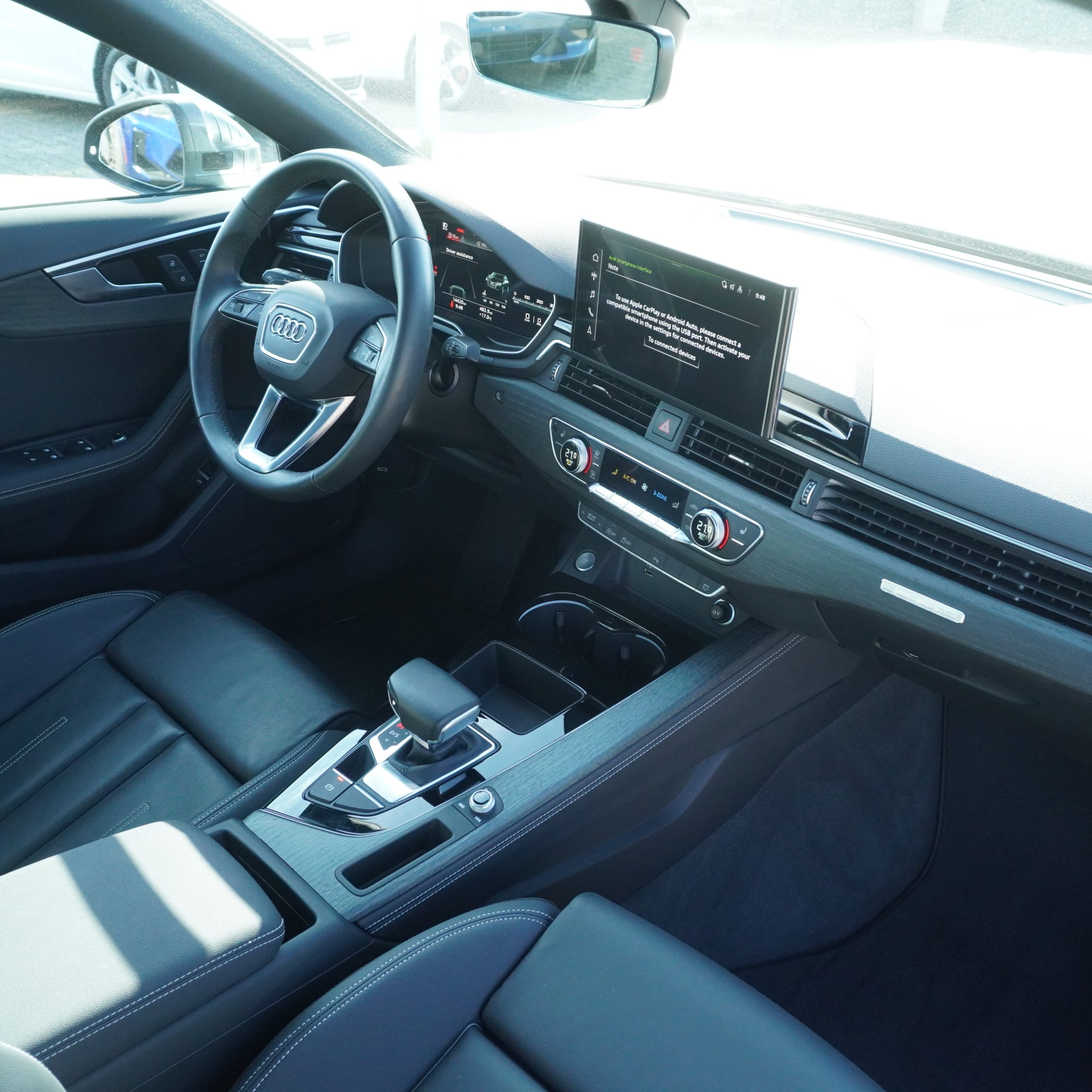 
								2022 Audi A4 S line Premium Plus 45 full									