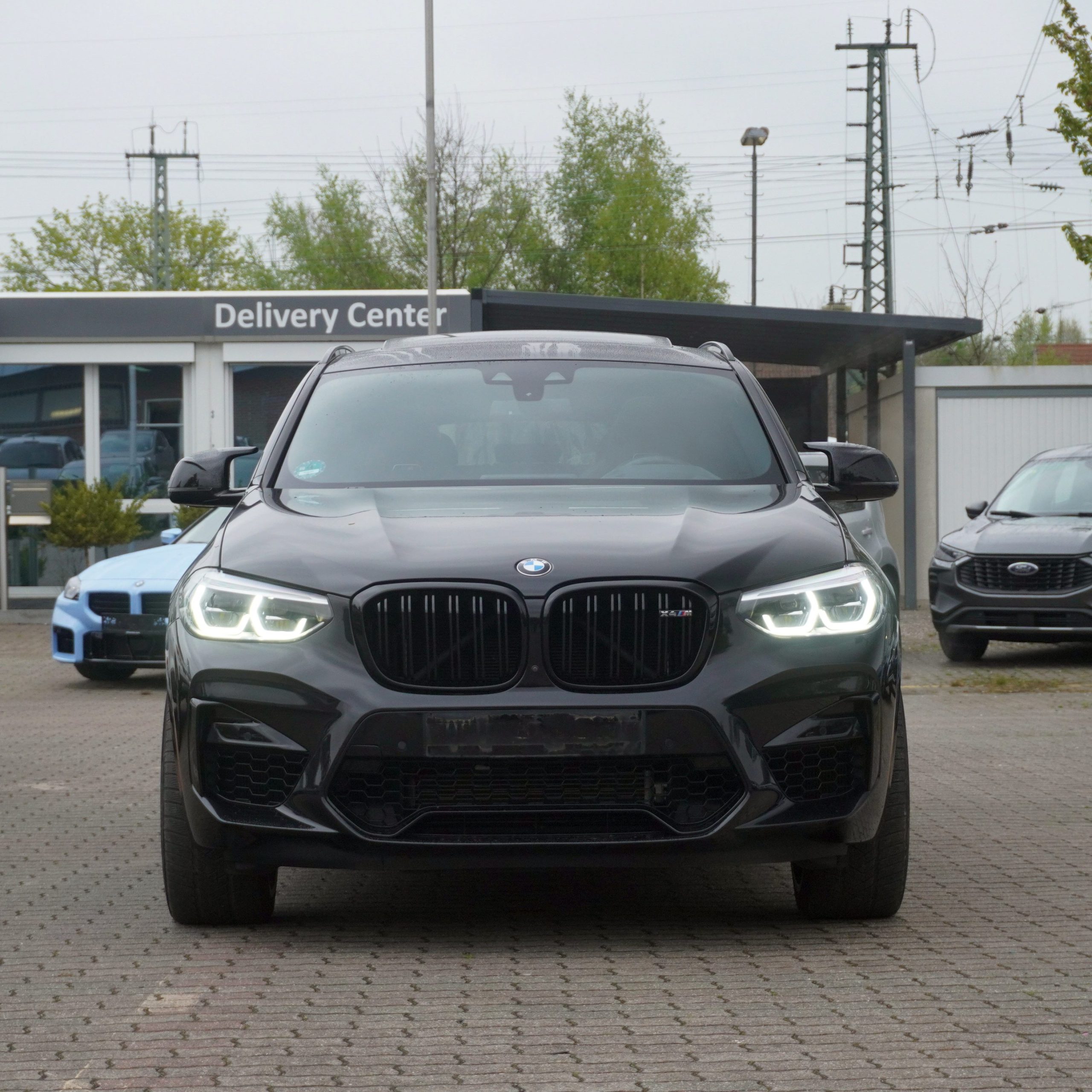 
								2021 BMW X4M Competition full									