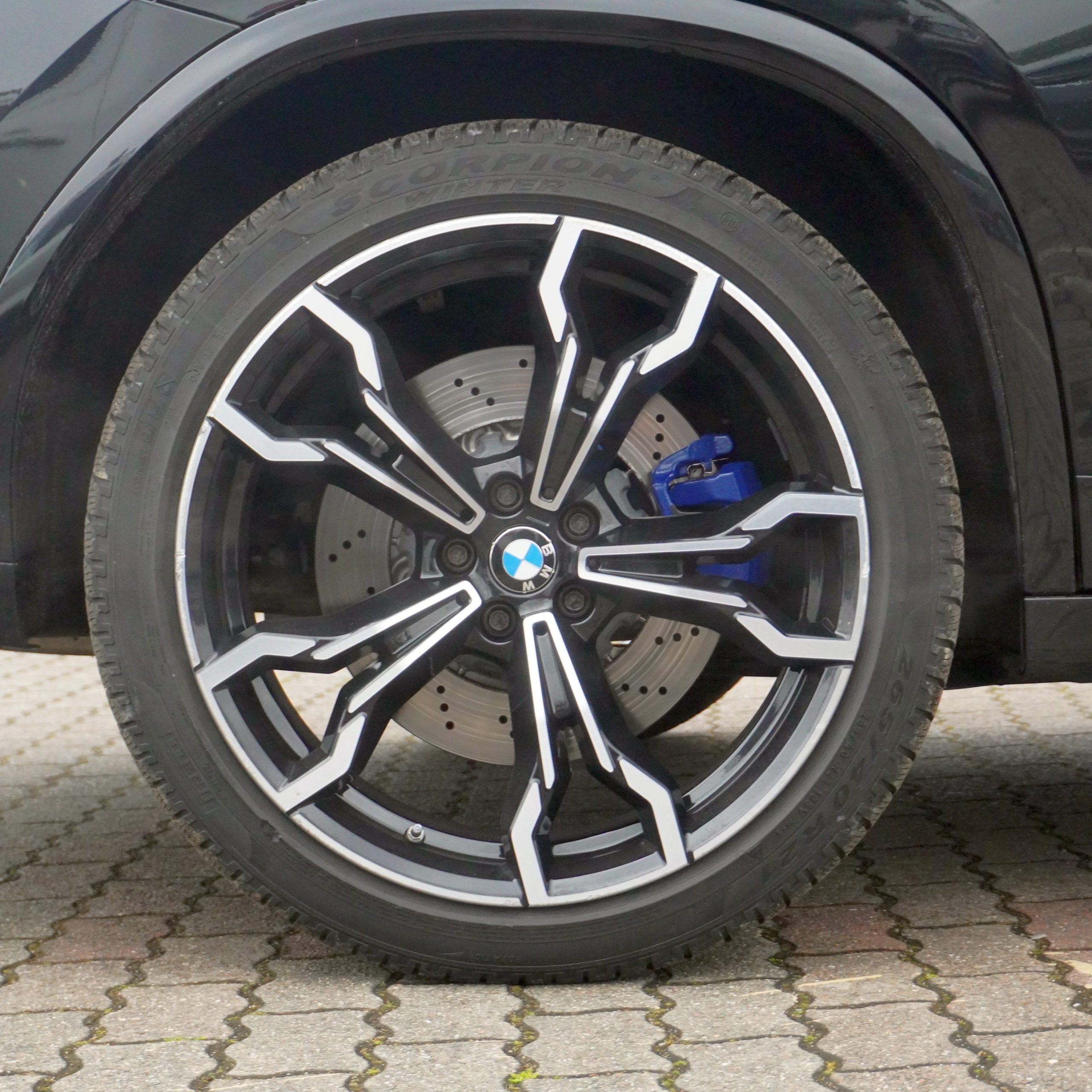 
								2021 BMW X4M Competition full									
