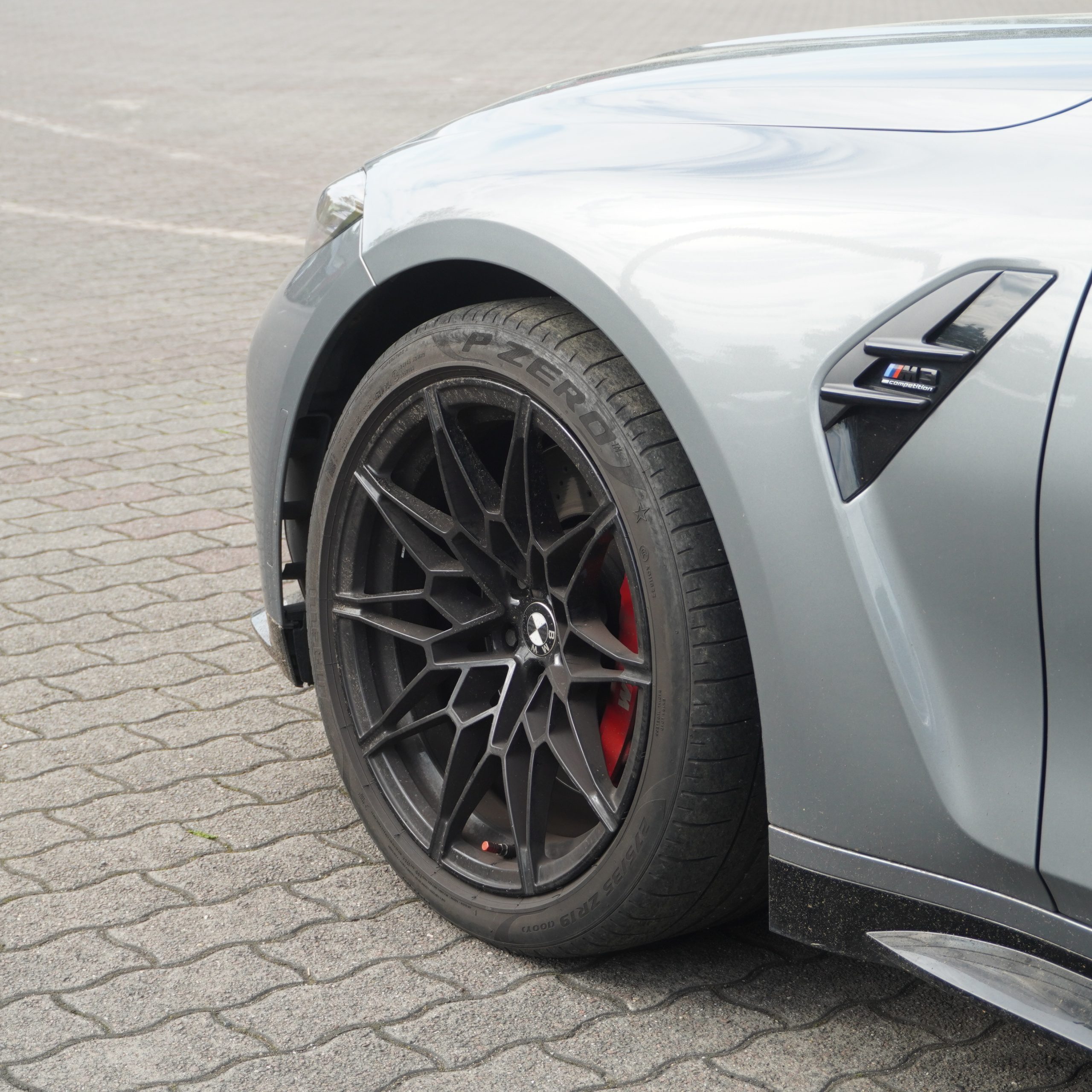 
								2022 BMW M3 Competition full									