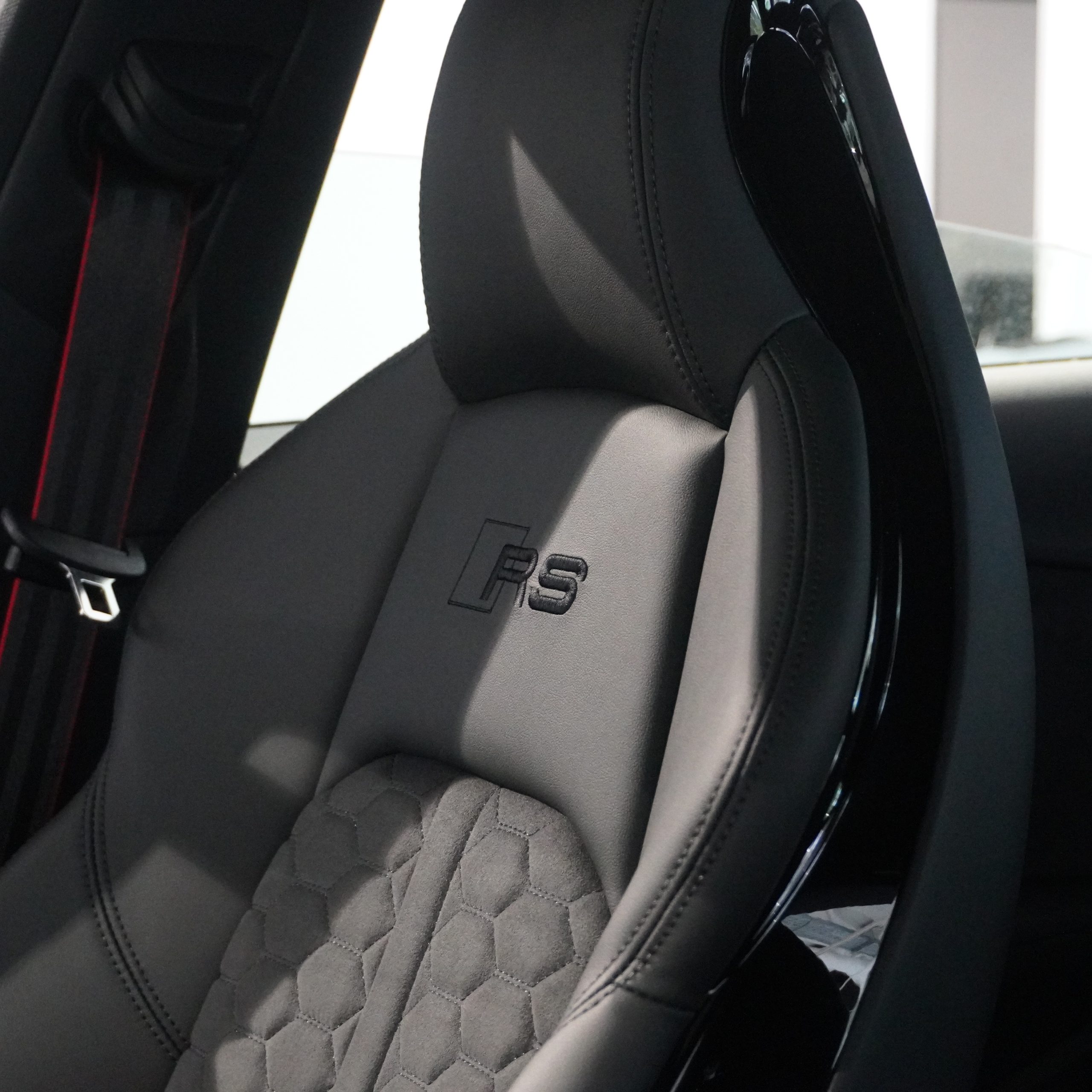 
								2024 Audi RS5 Competition full									