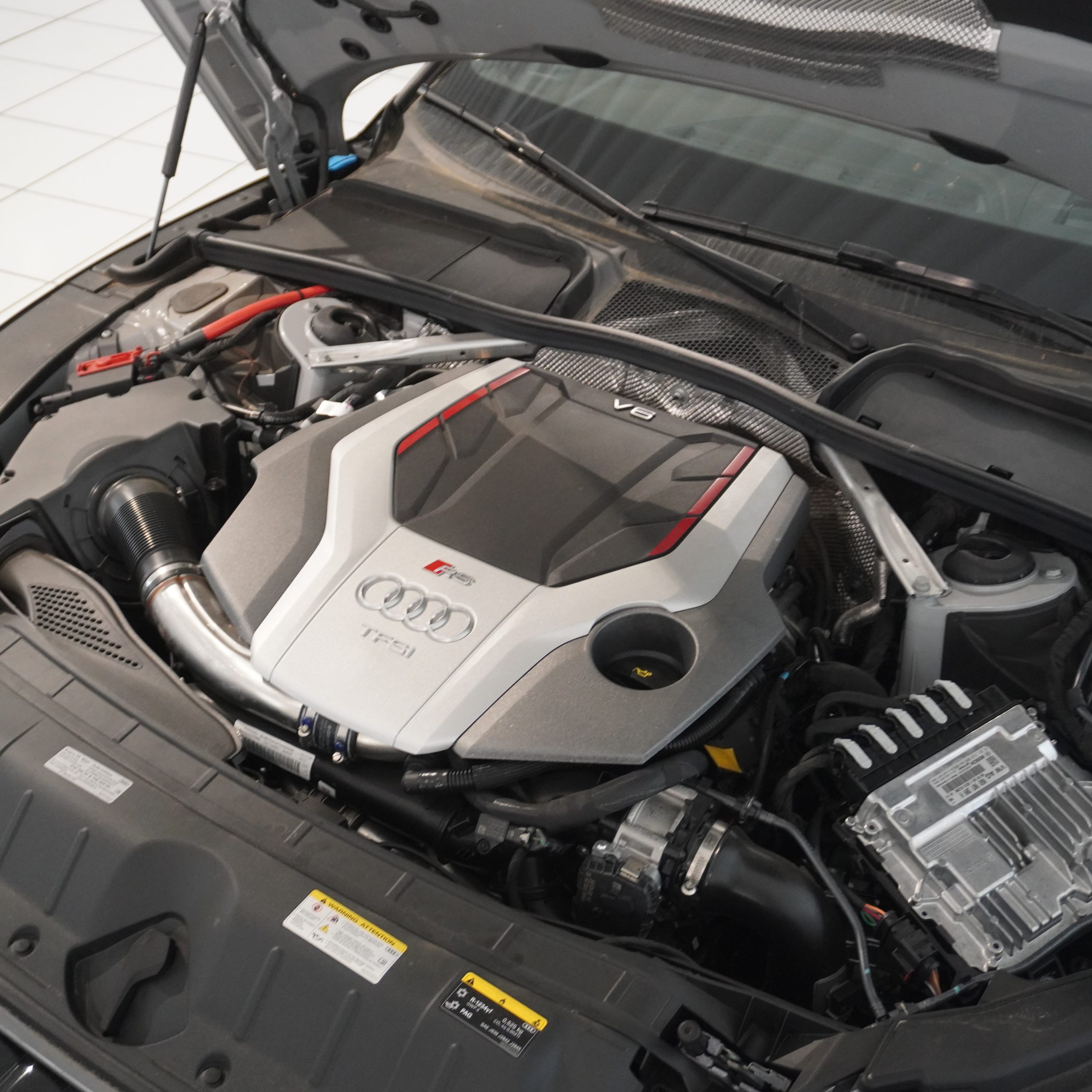 
								2024 Audi RS5 Competition full									