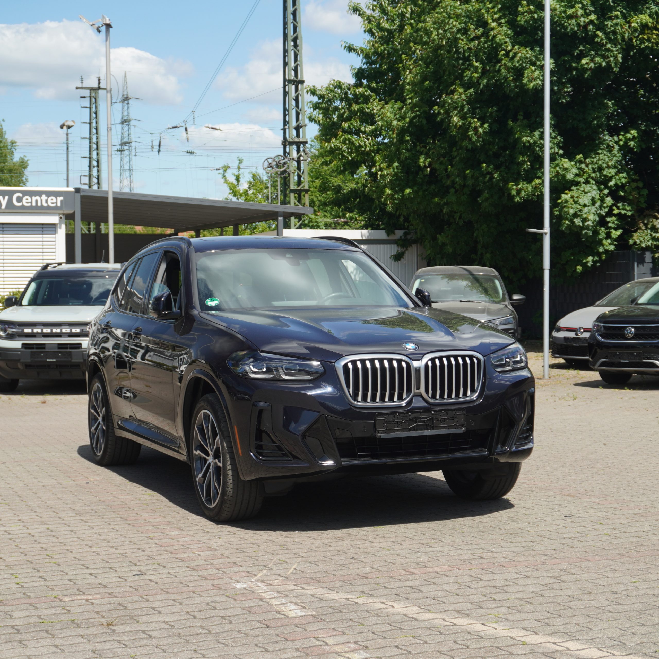 
								2022 BMW X3 30i full									
