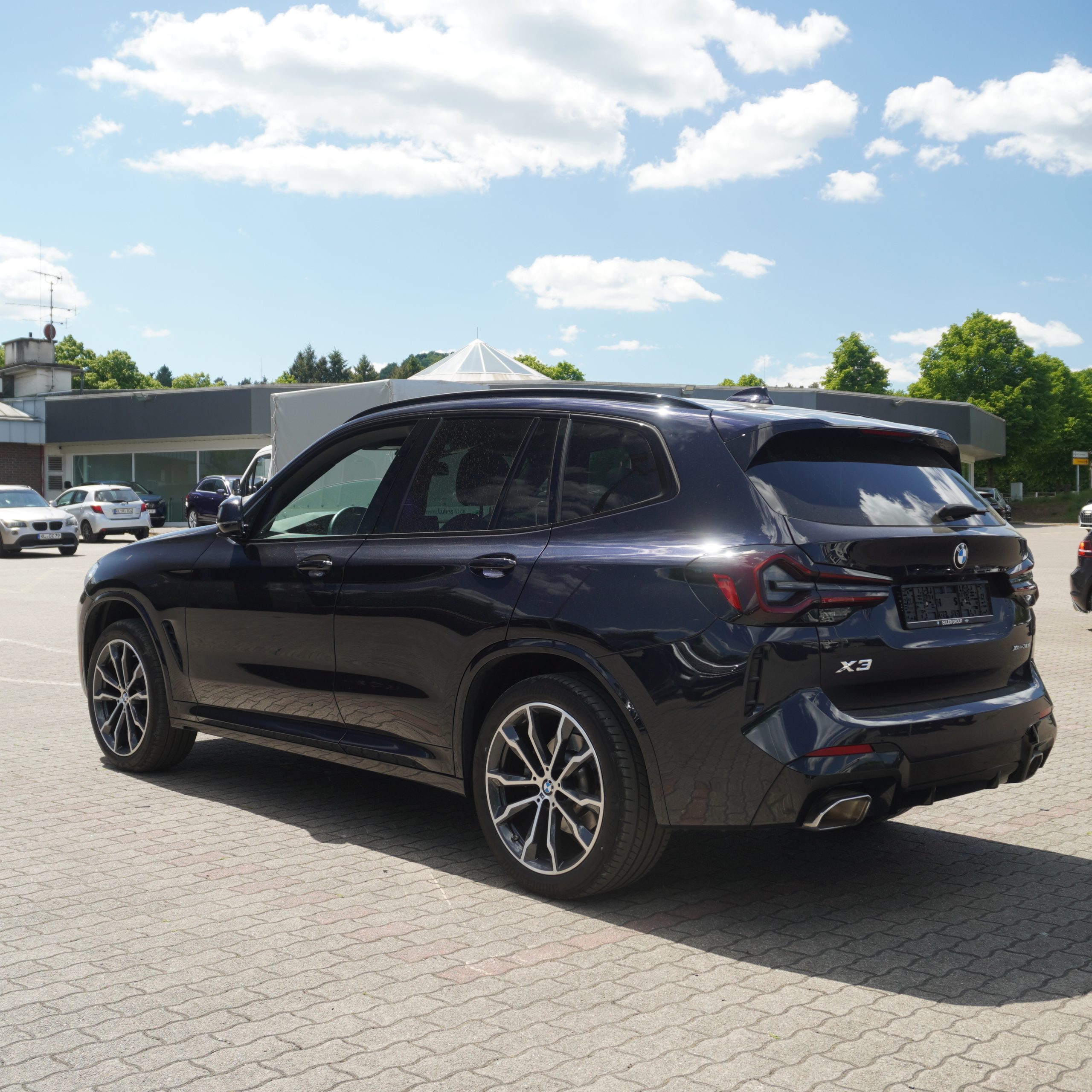 
								2022 BMW X3 30i full									