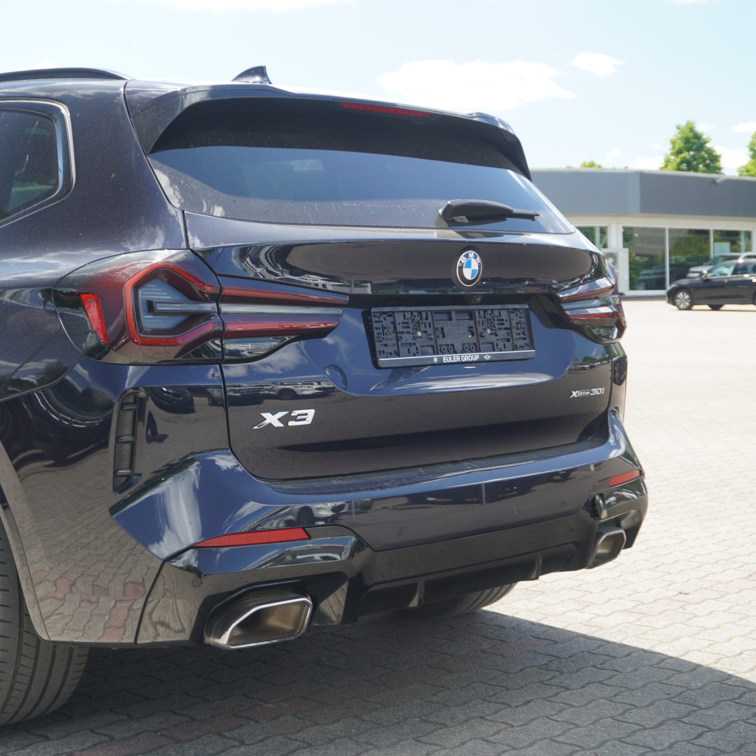 
								2022 BMW X3 30i full									