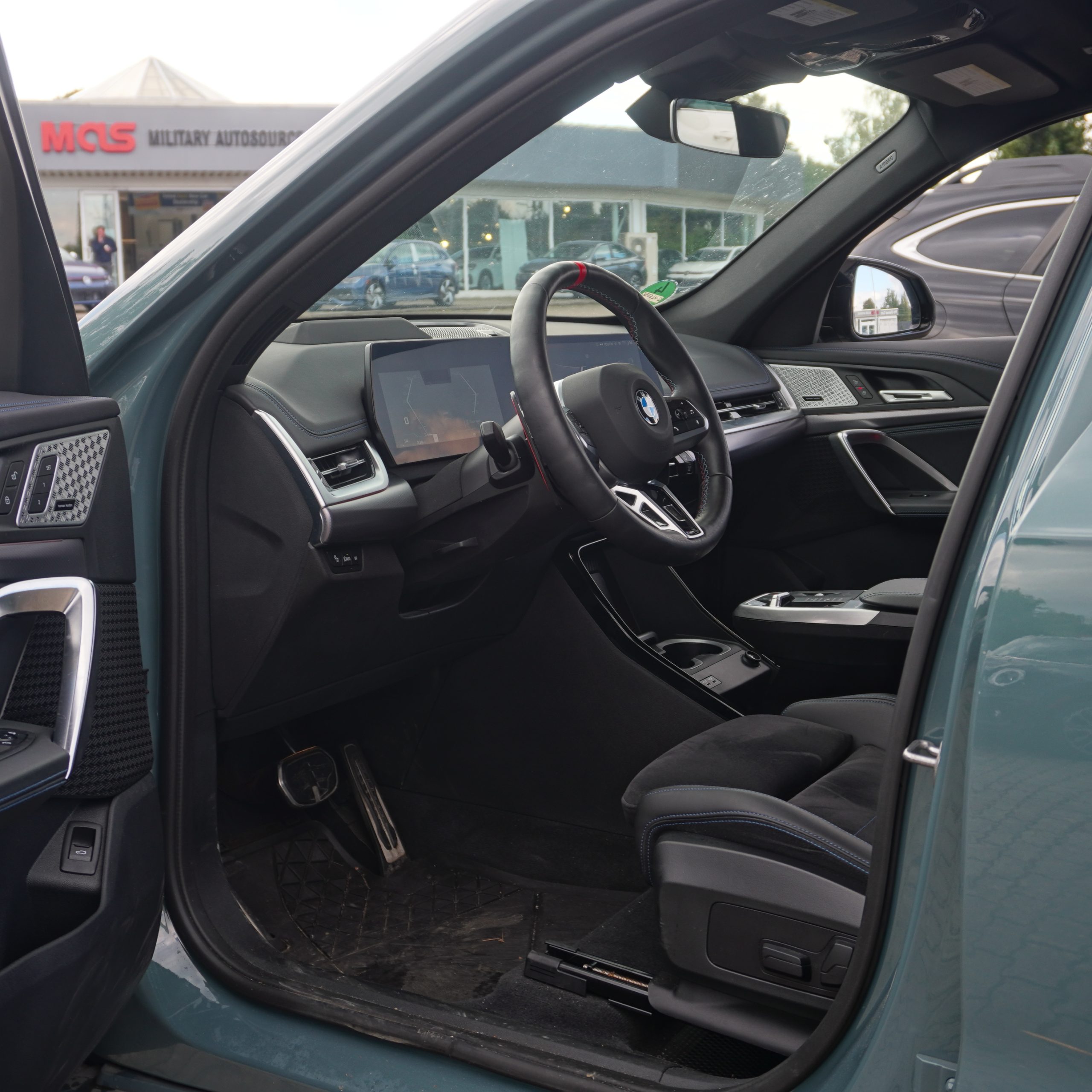 
2024 BMW X1 M35i xDrive full									