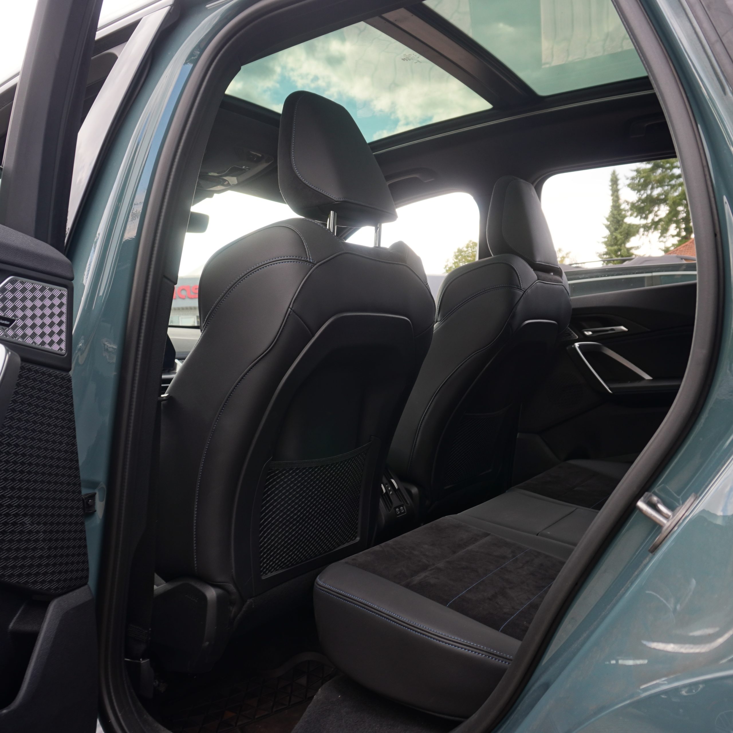 
2024 BMW X1 M35i xDrive full									