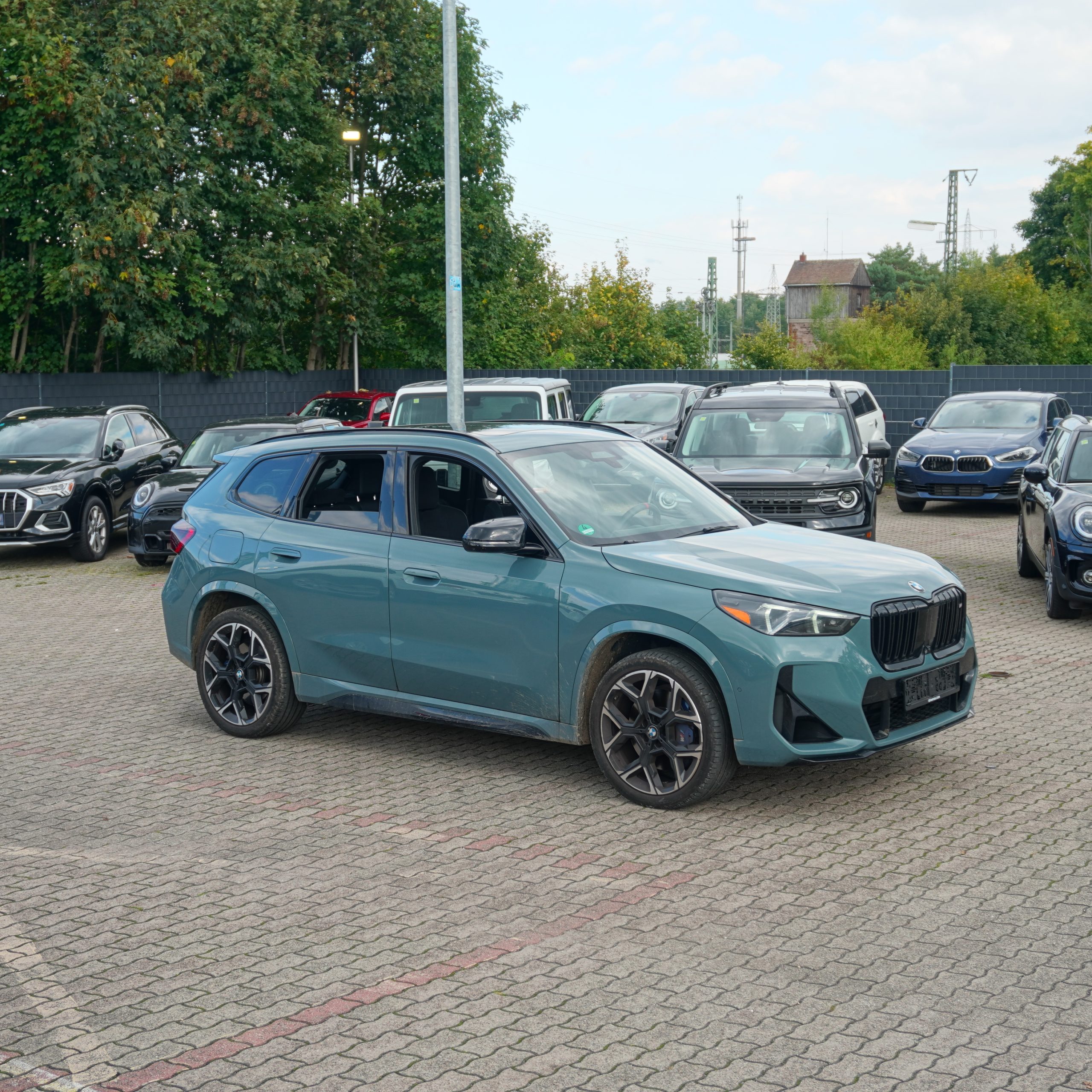 
2024 BMW X1 M35i xDrive full									