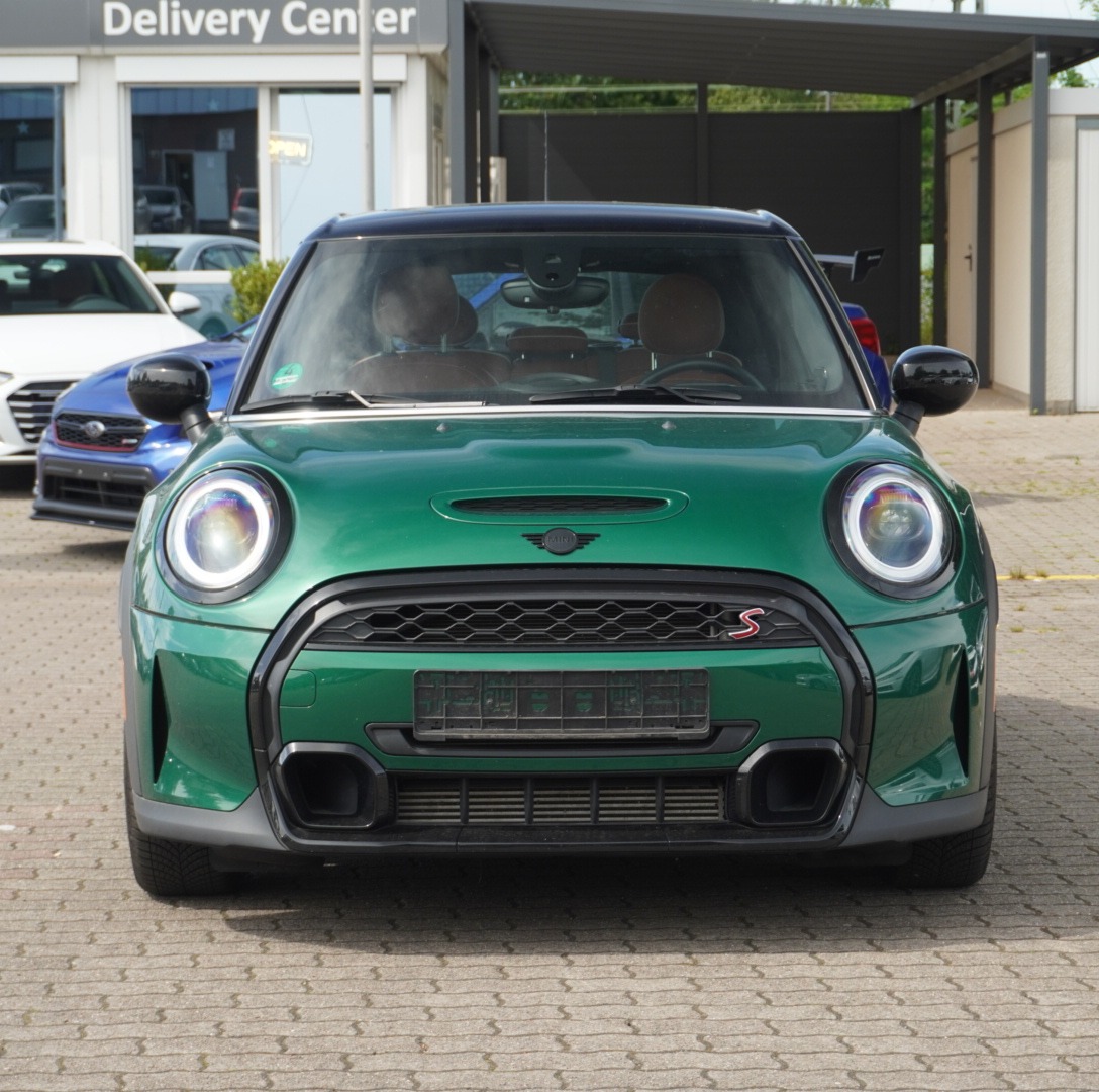 
2022 MINI Cooper S full									
