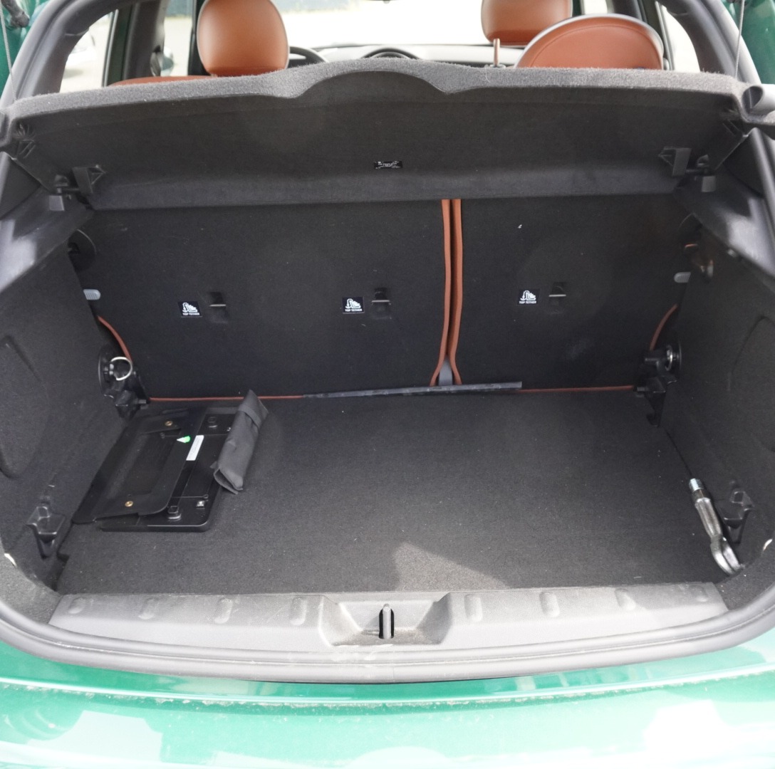 
2022 MINI Cooper S full									