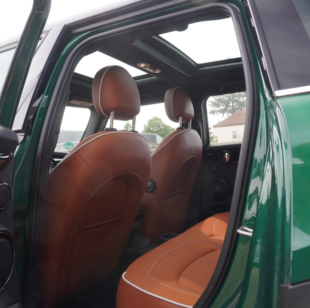 
2022 MINI Cooper S full									