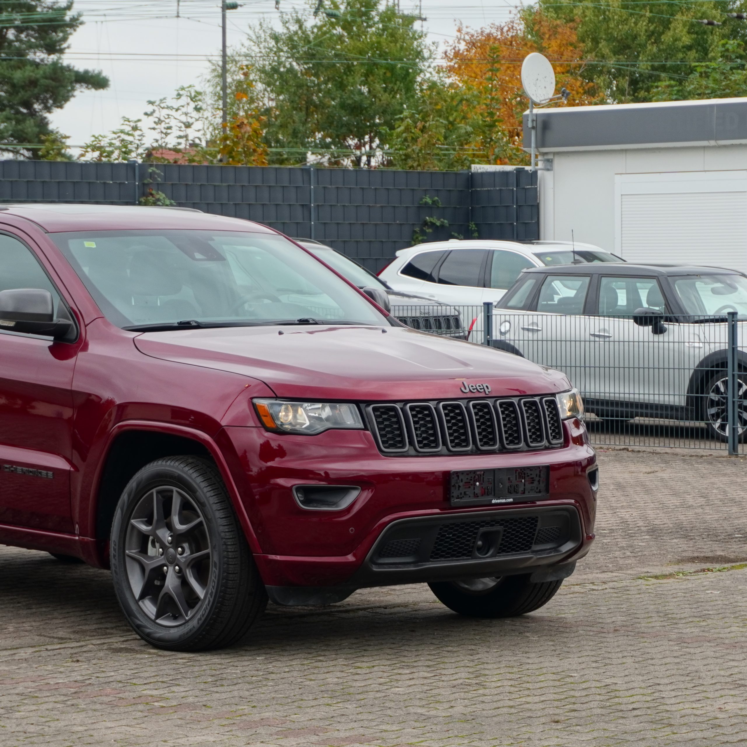 
2021 Jeep Grand Cherokee full									