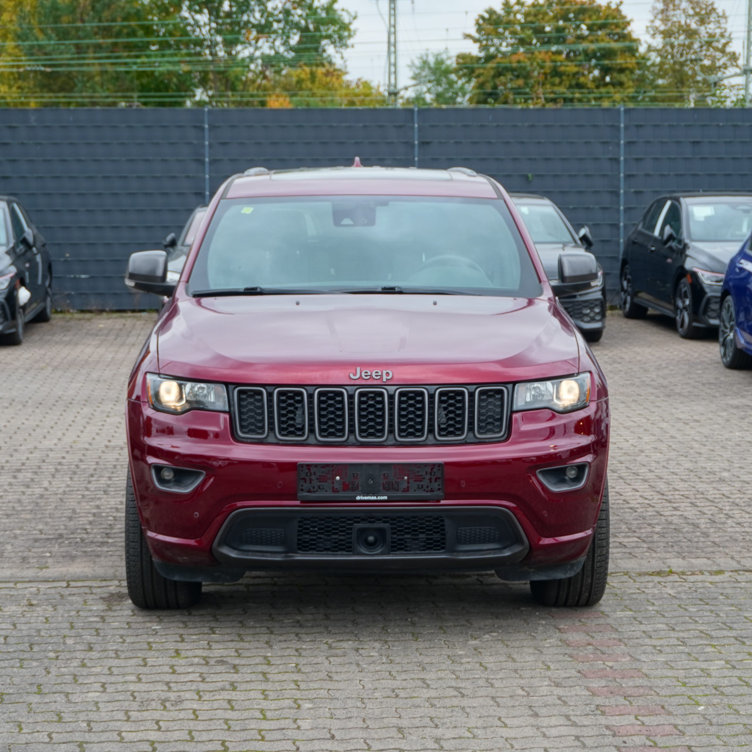 
2021 Jeep Grand Cherokee full									