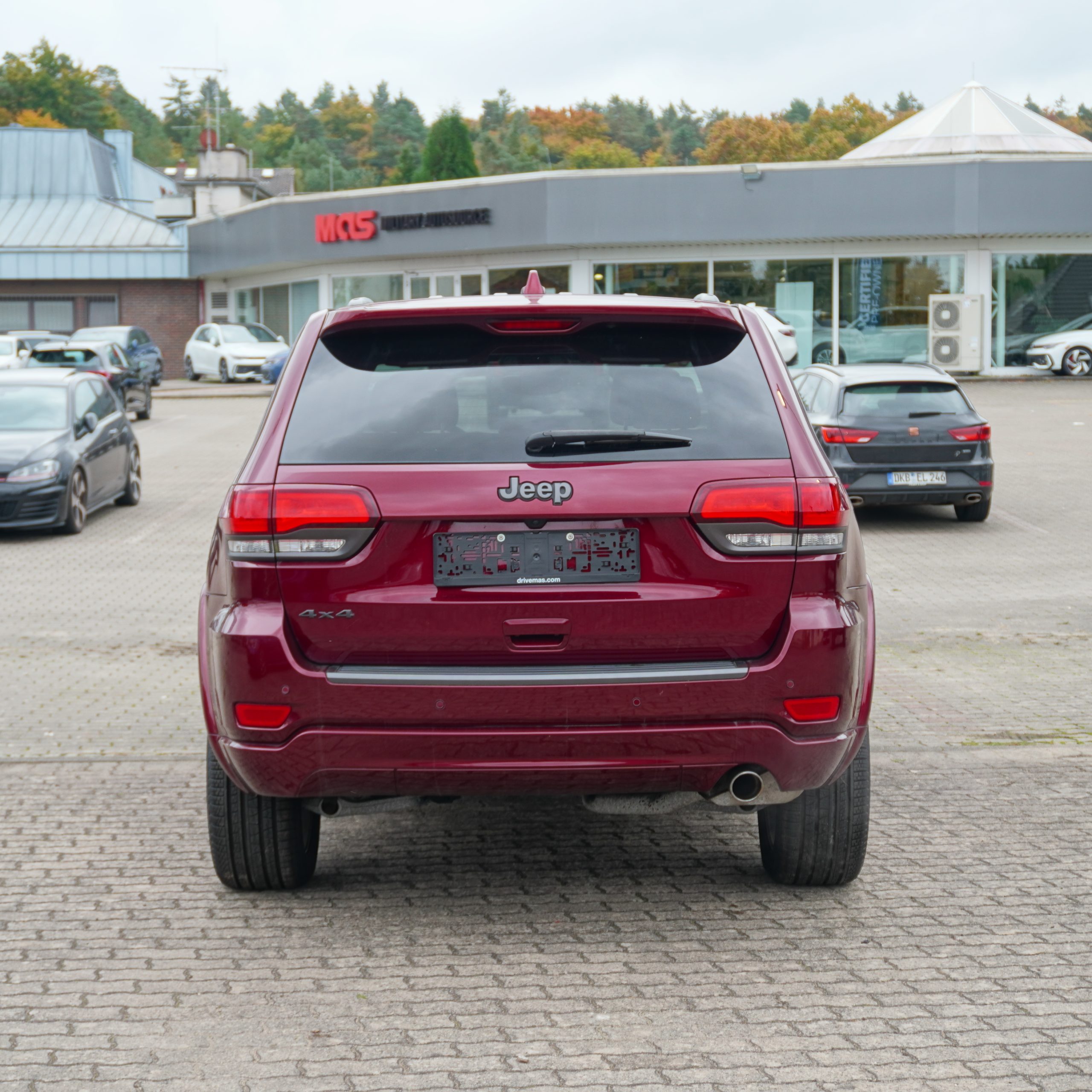 
2021 Jeep Grand Cherokee full									