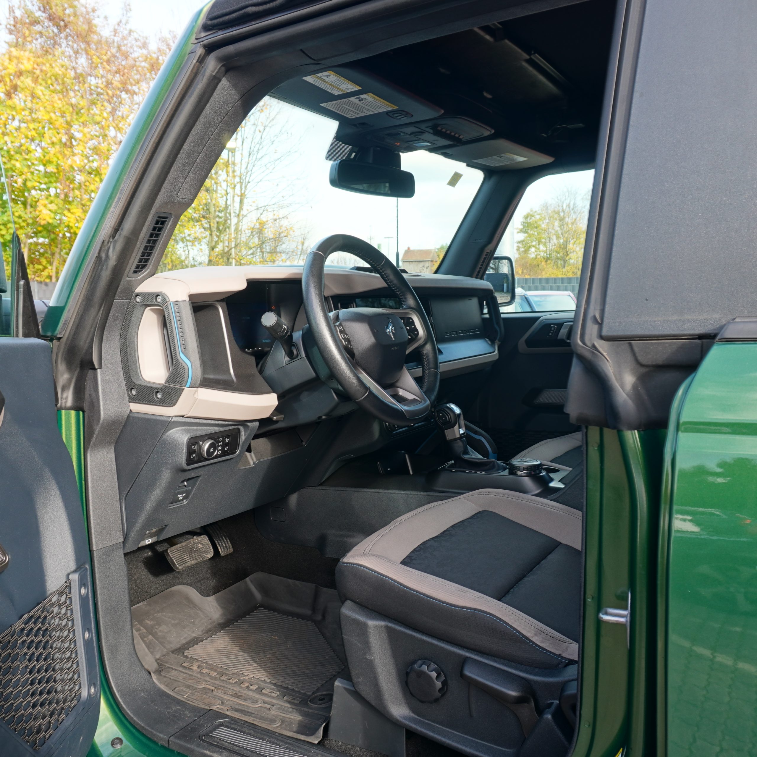 
								2023 Ford Bronco Wildtrak 4×4 full									