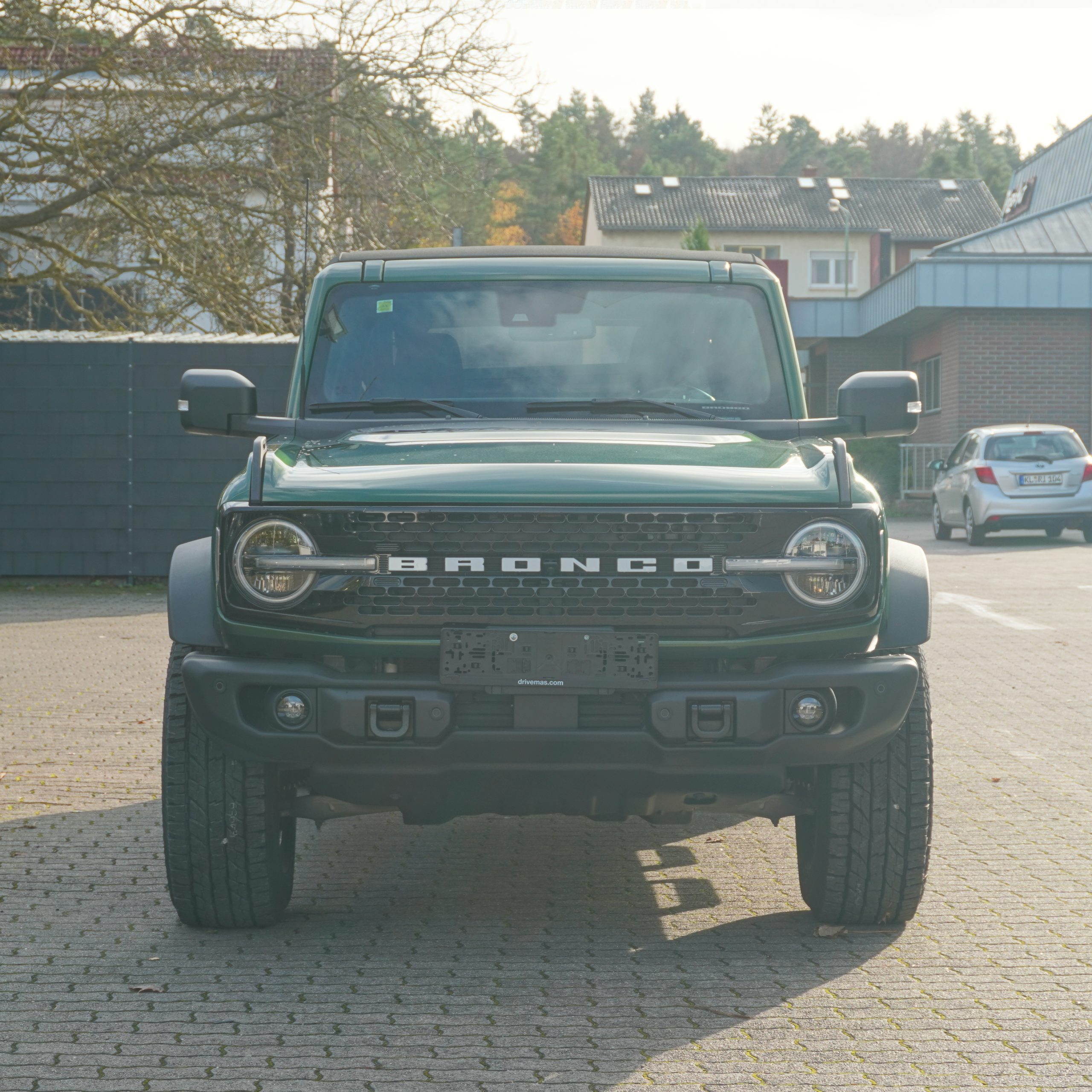 
								2023 Ford Bronco Wildtrak 4×4 full									