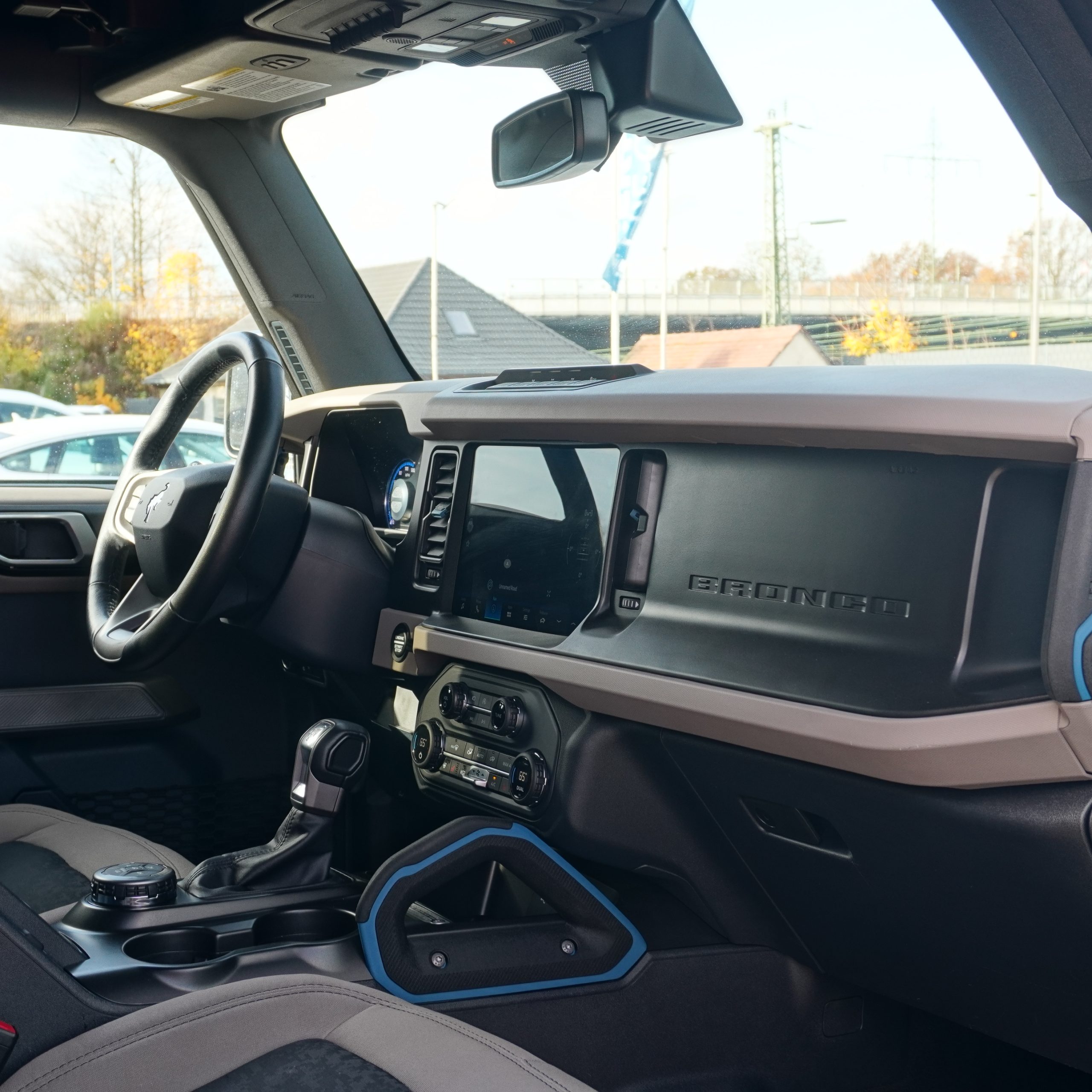 
								2023 Ford Bronco Wildtrak 4×4 full									