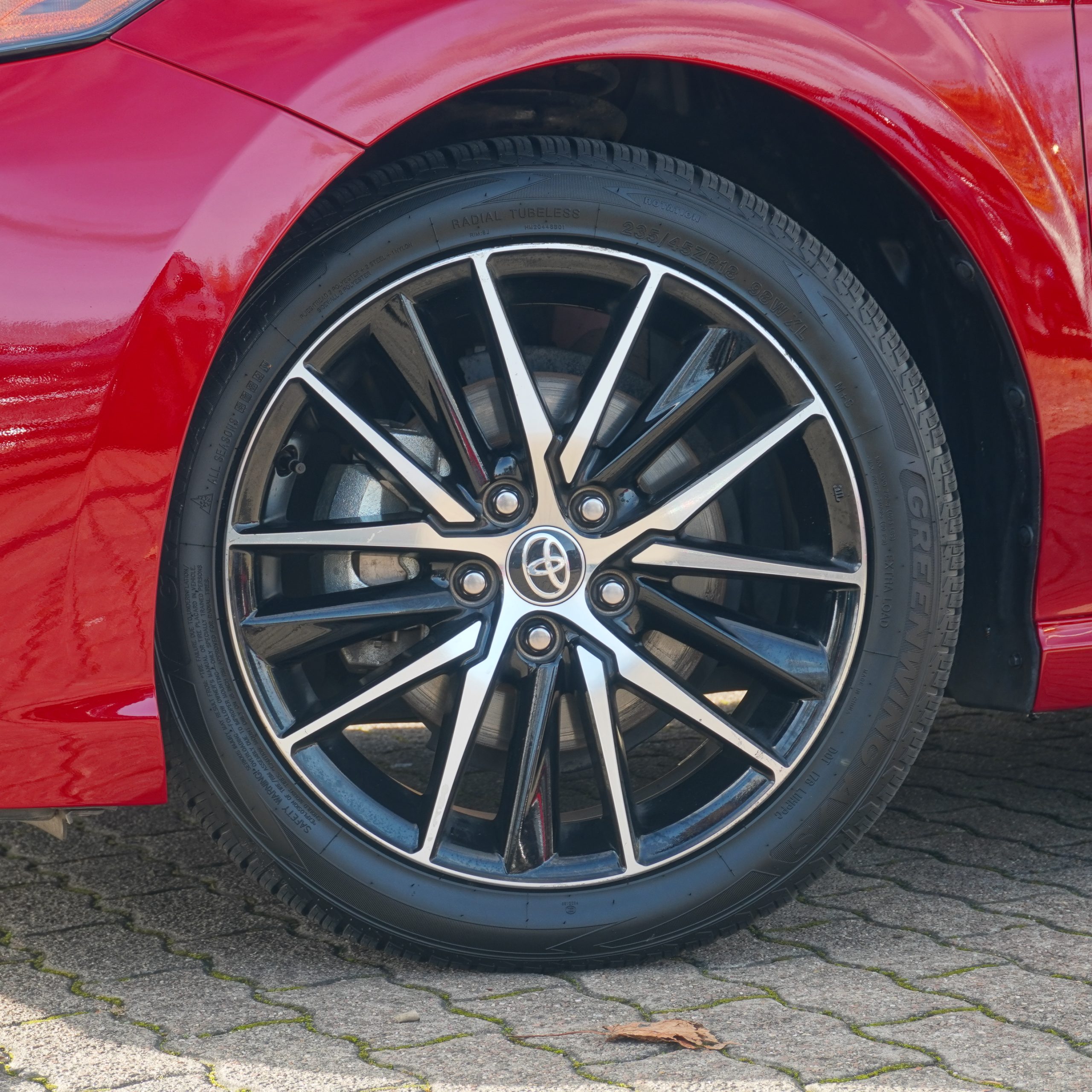 
								2024 Toyota Camry SE full									