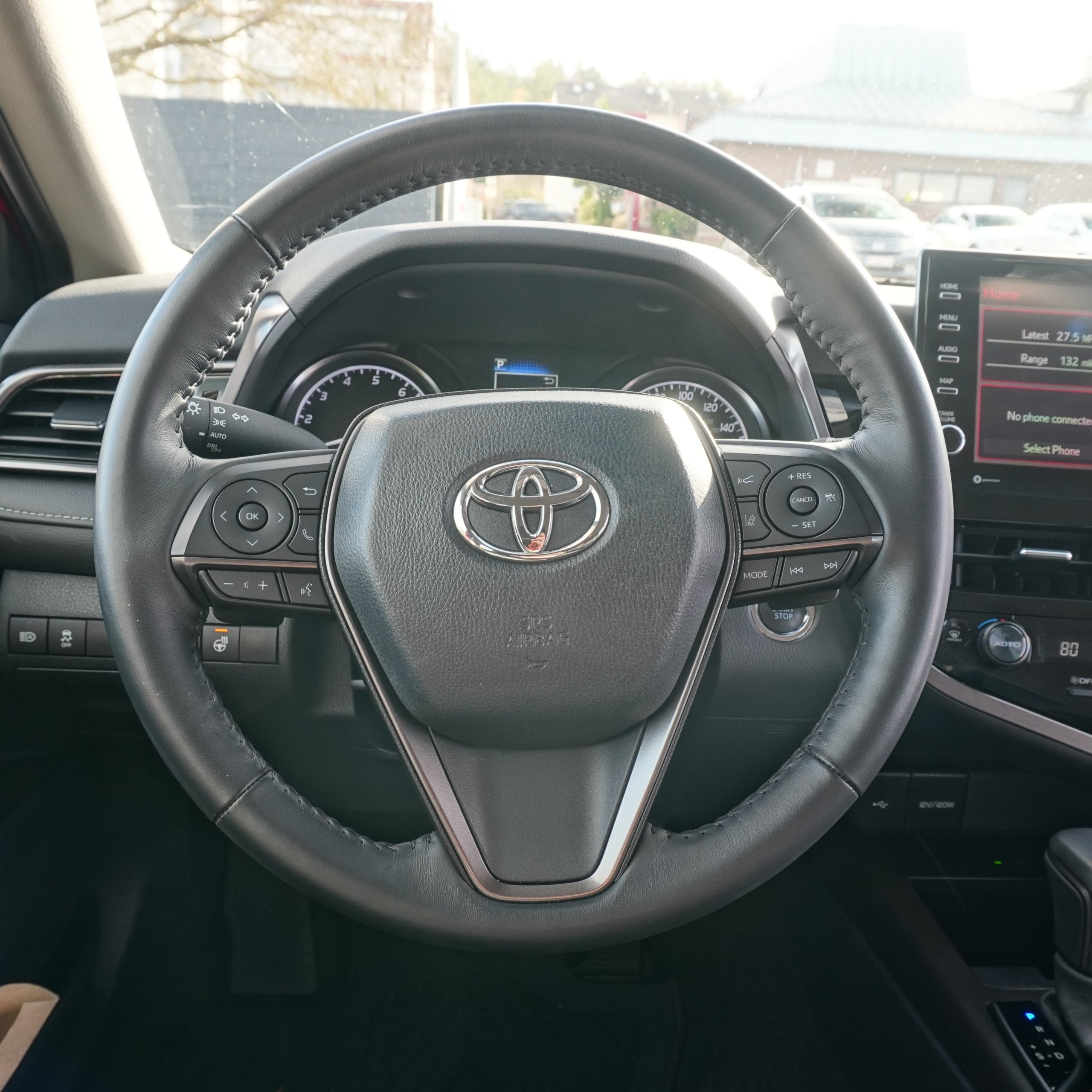 
								2024 Toyota Camry SE full									
