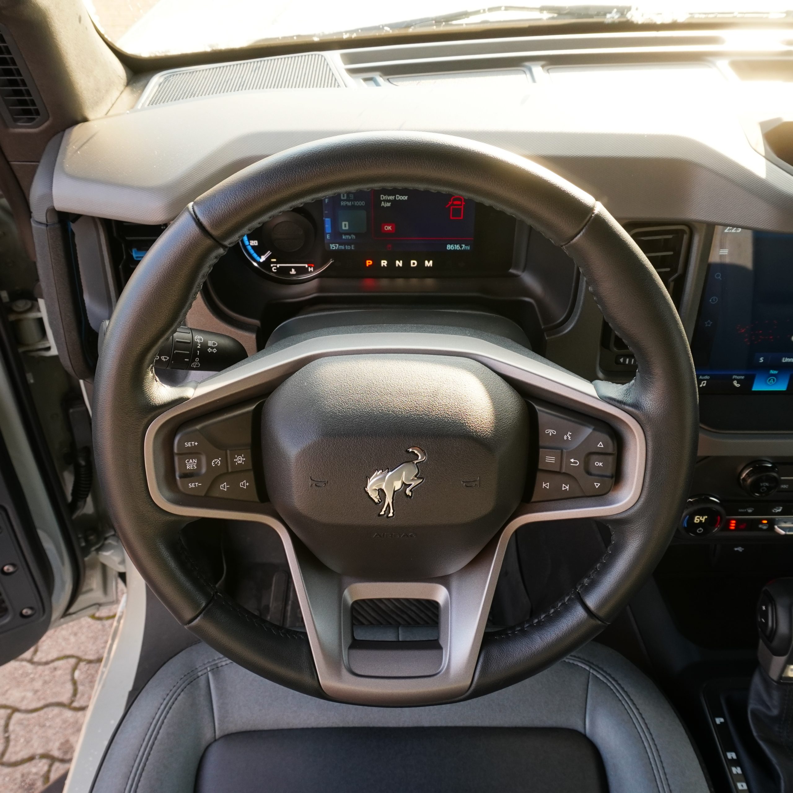 
2024 Ford Bronco Black Diamond full									