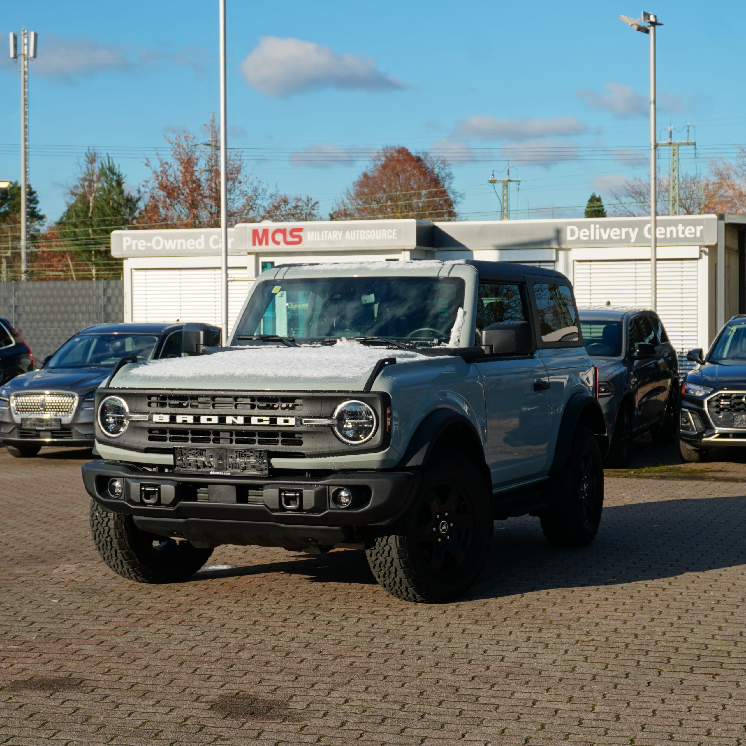
2024 Ford Bronco Black Diamond full									