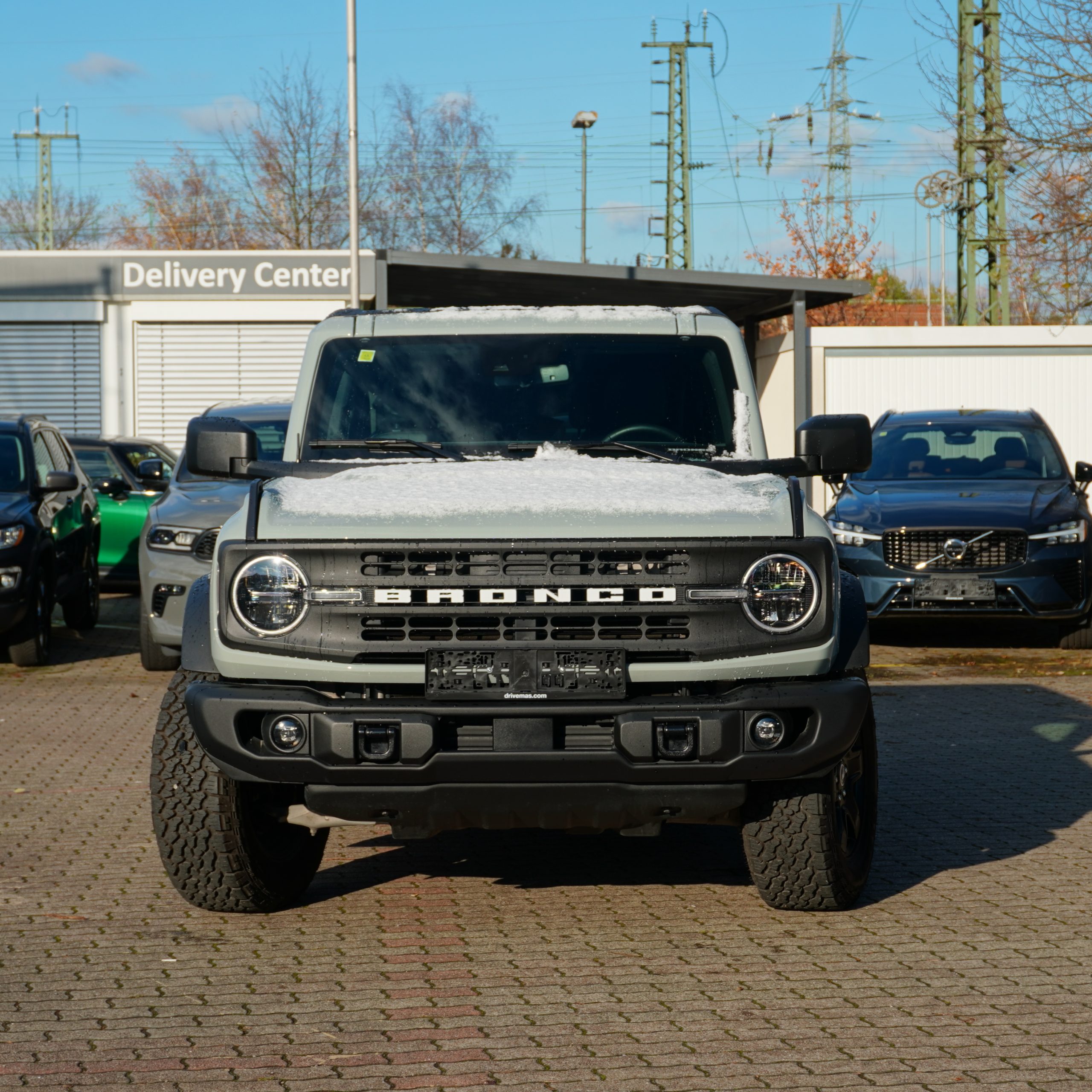 
2024 Ford Bronco Black Diamond full									